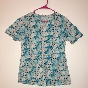 SOLD ON MERCARI— Willow Brook Blue and White Floral Scrub Top Size Small